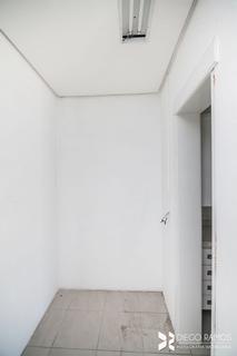 Image 6 - 203603