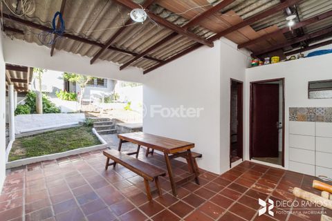 Image 35 - 203930