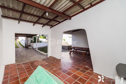 Image 39 - 203930