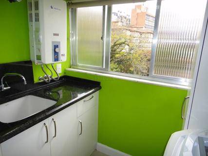 Image 7 - 203945
