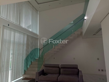 Image 7 - 204009