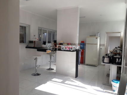 Image 4 - 204331
