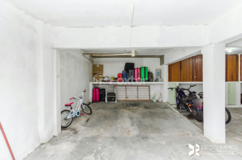 Image 30 - 204375