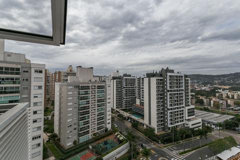 Image 13 - 204749