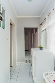 Image 32 - 204921
