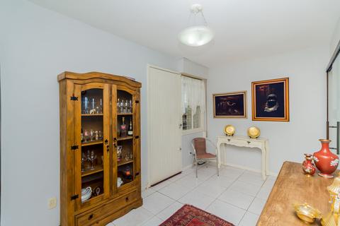 Image 36 - 204921