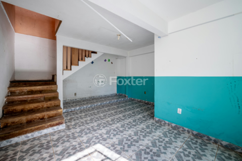 Image 34 - 204930