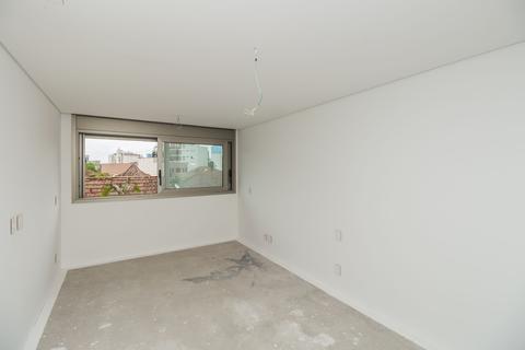 Image 30 - 205528