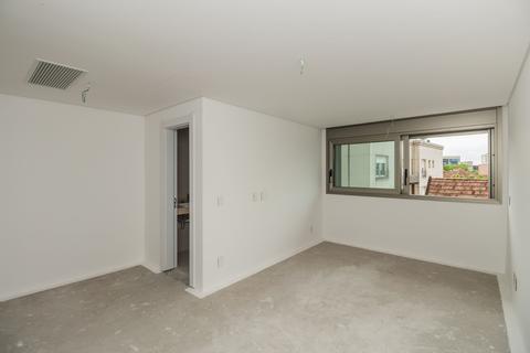 Image 34 - 205528