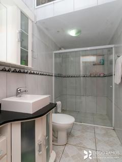 Image 11 - 205921