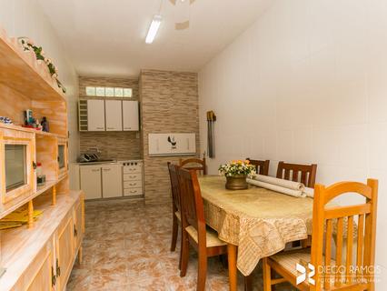 Image 43 - 205921