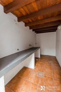 Image 27 - 206530