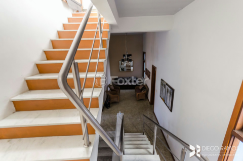 Image 37 - 206622