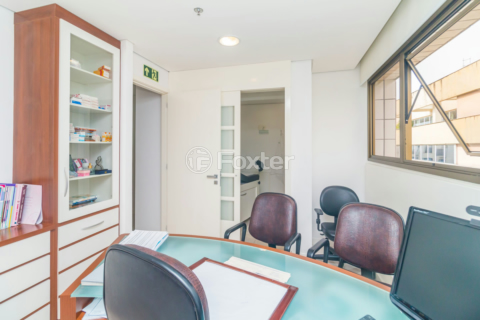 Image 3 - 206666