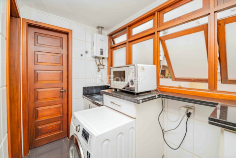 Image 30 - 206782