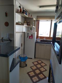 Image 33 - 206947
