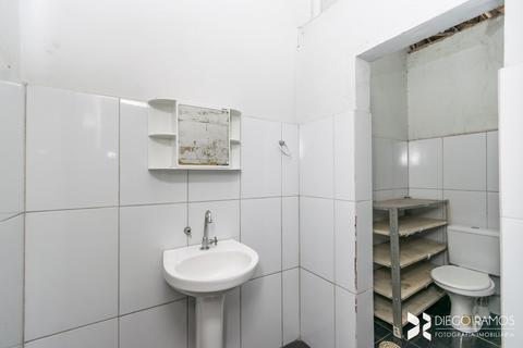 Image 32 - 207106