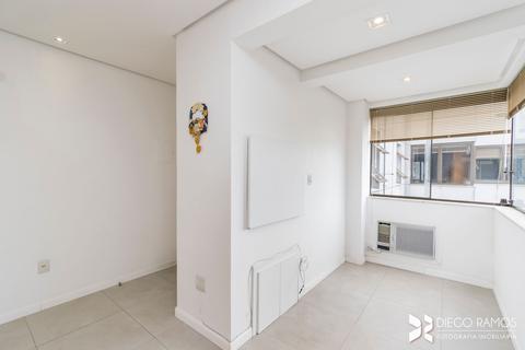 Image 3 - 207112