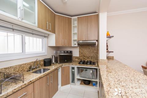 Image 15 - 207227