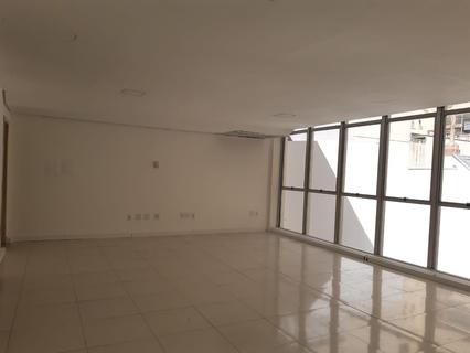 Image 33 - 207270