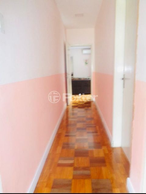 Image 3 - 207885