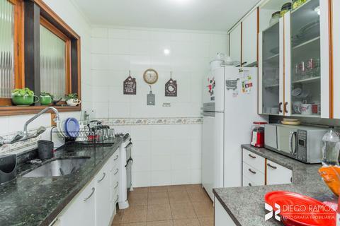 Image 30 - 208037