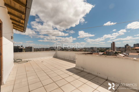Image 7 - 208046