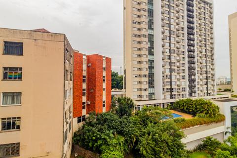Image 8 - 208079