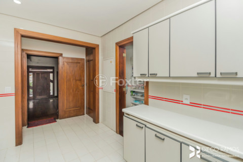 Image 25 - 208244