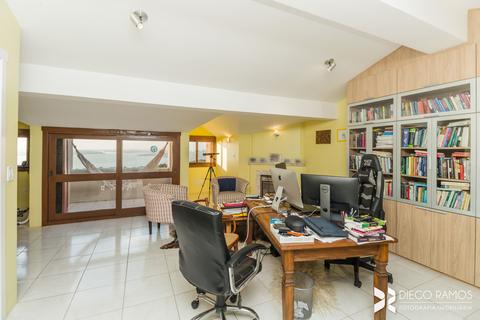 Image 34 - 208498