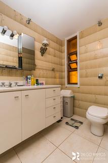 Image 32 - 208537