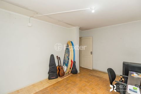 Image 21 - 208751