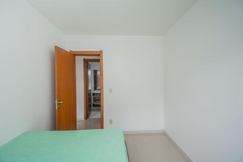 Image 19 - 209104