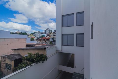 Image 11 - 209787