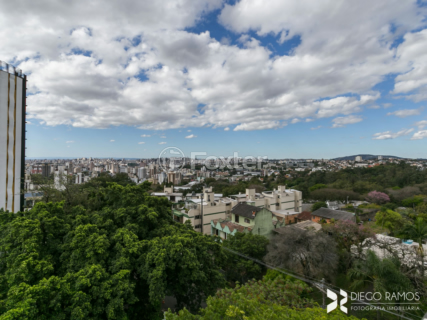Image 4 - 210036