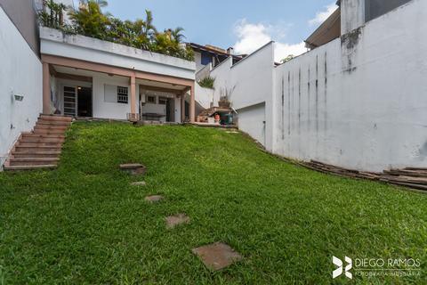 Image 39 - 210039