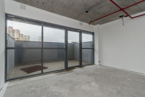 Image 4 - 210111