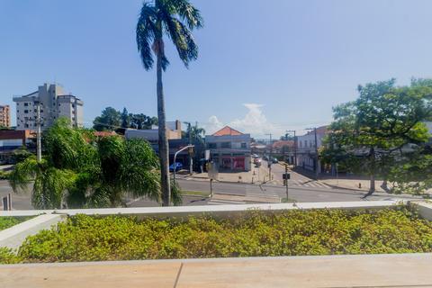 Image 12 - 210143
