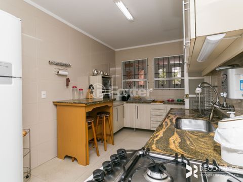 Image 37 - 210354