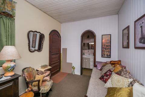 Image 27 - 210402
