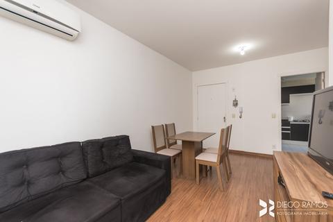 Image 3 - 210408