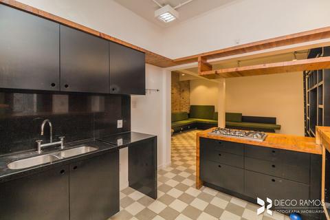 Image 34 - 210498