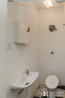 Image 43 - 210498