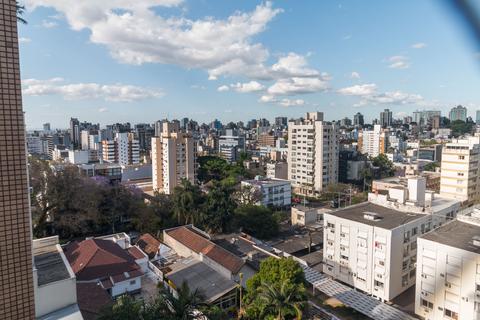 Image 12 - 210520