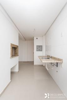 Image 25 - 210552