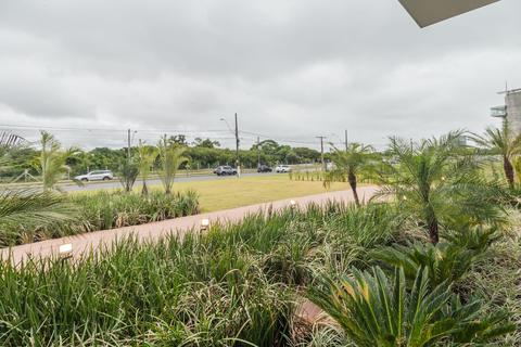 Image 18 - 210837