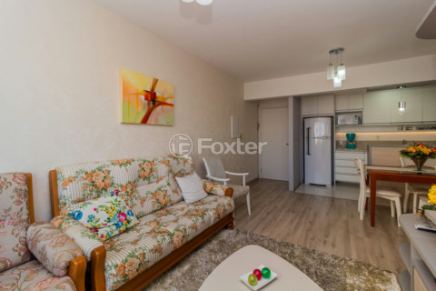 Image 3 - 210911