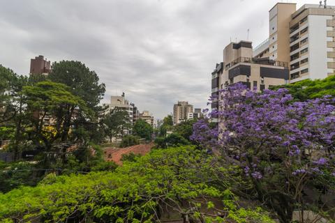 Image 18 - 211230