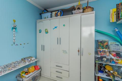 Image 25 - 211807