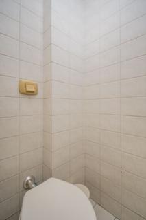 Image 8 - 211832